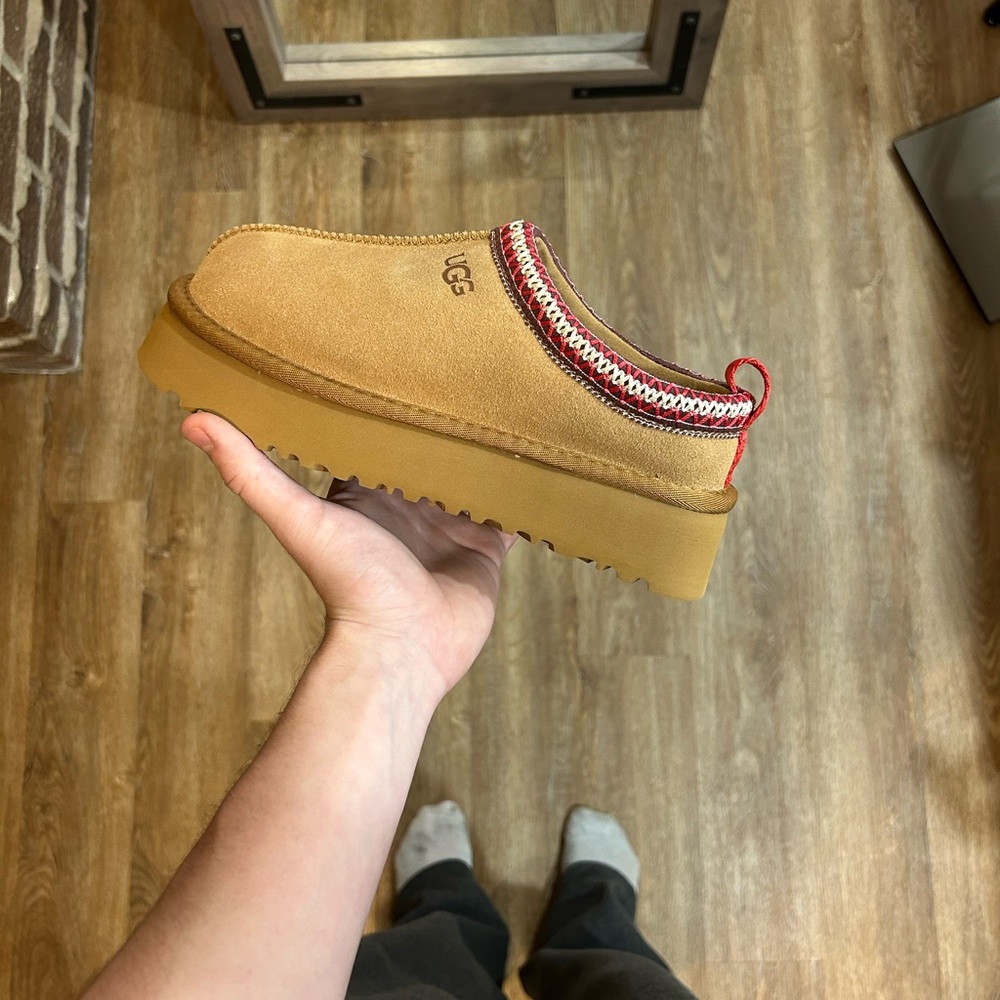 UGG Tazz Women’s
